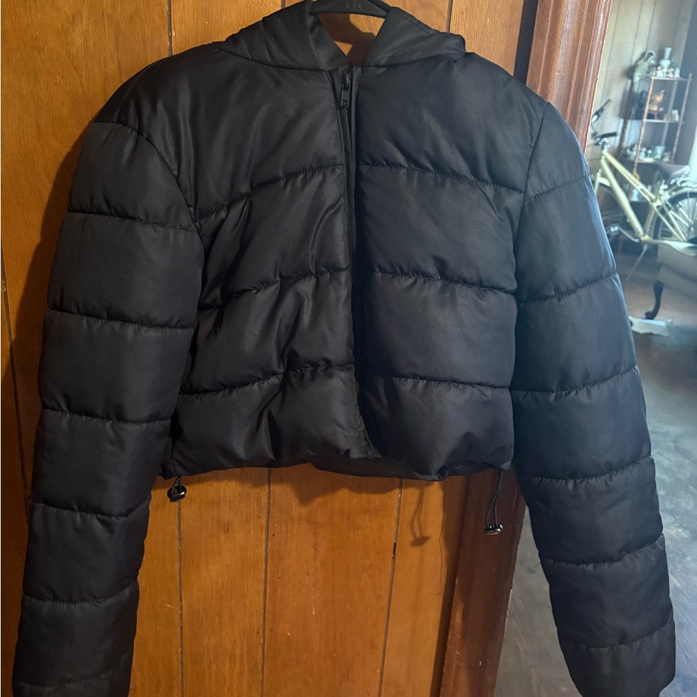 SHEIN Black Puffer Jacket